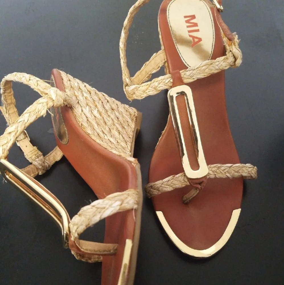 Women wedges